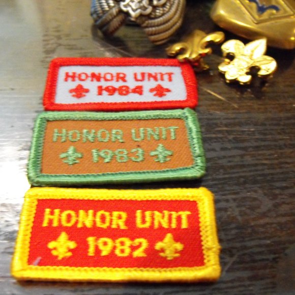 Lot of Boy Scout Memorabilia - Picture 2 of 7